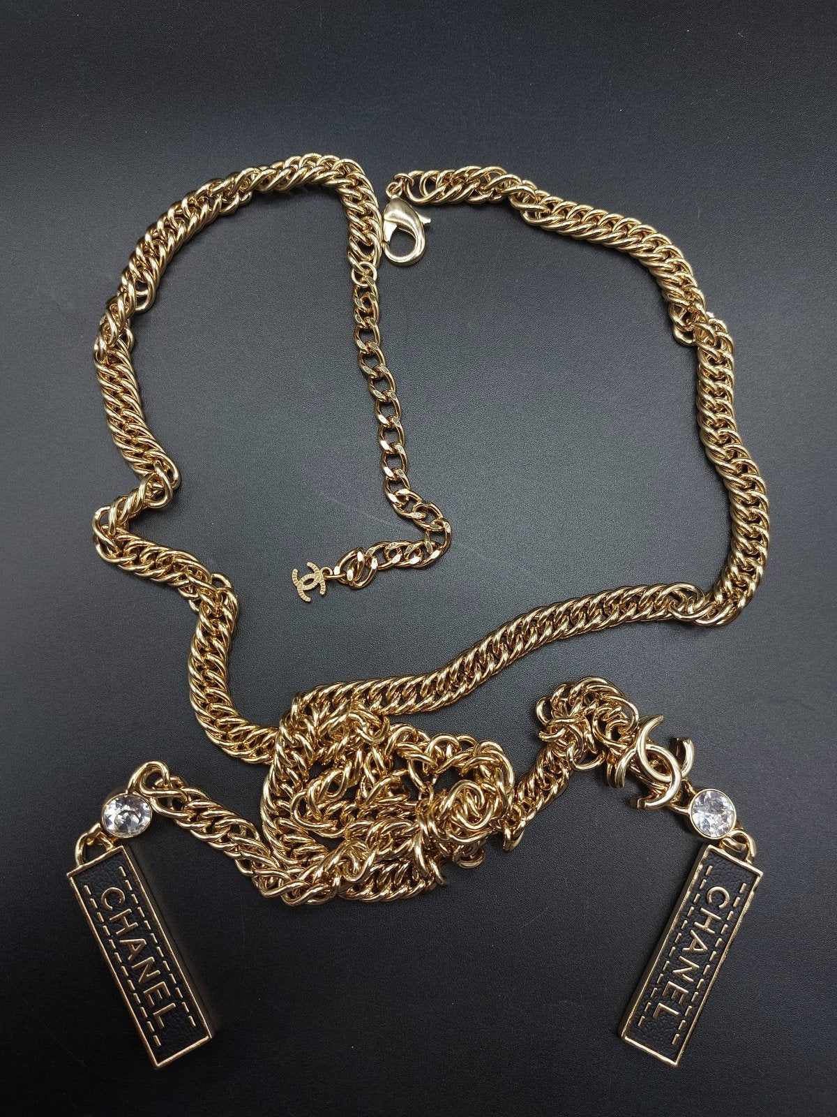 Collier à nouer Chanel