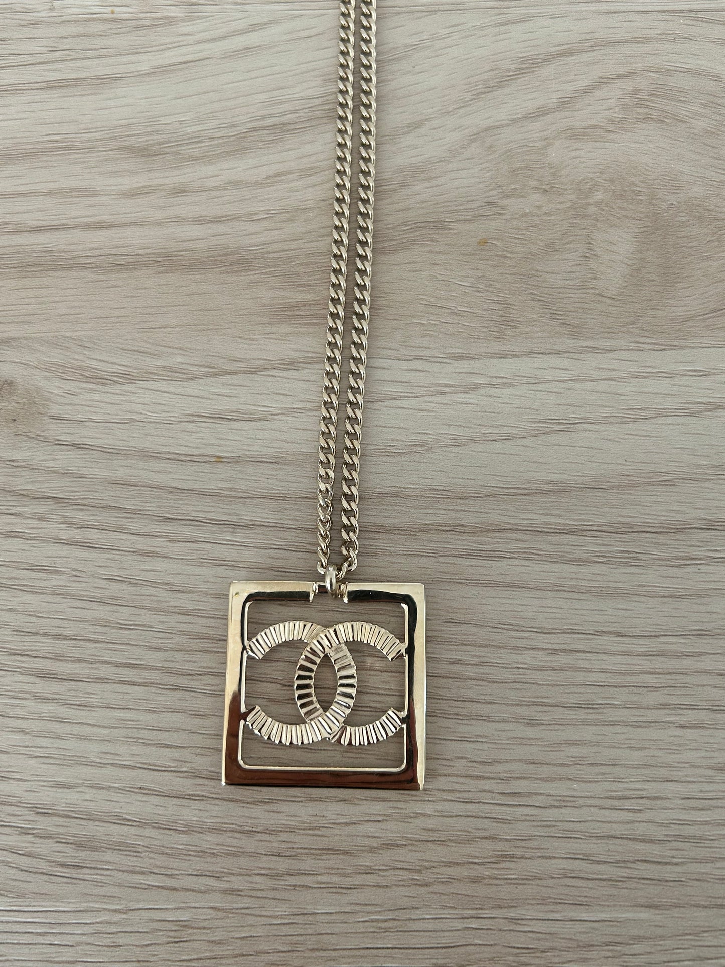 Collier Chanel