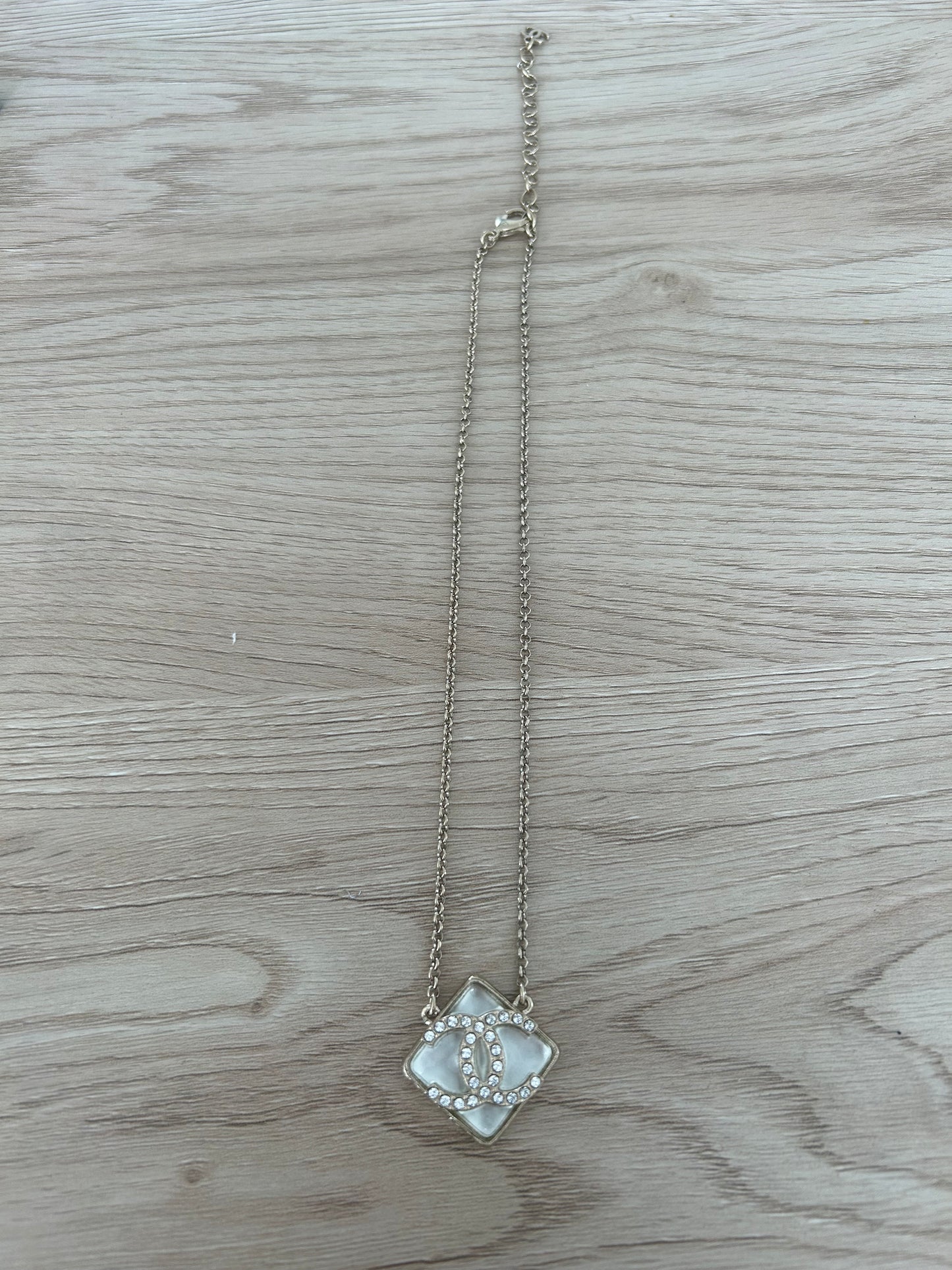 Collier Chanel