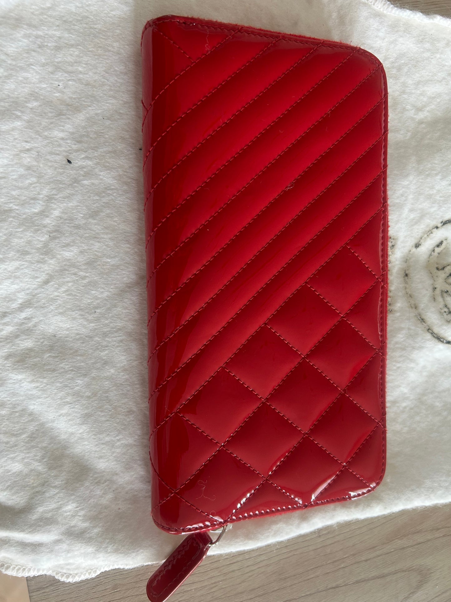 Chanel wallet