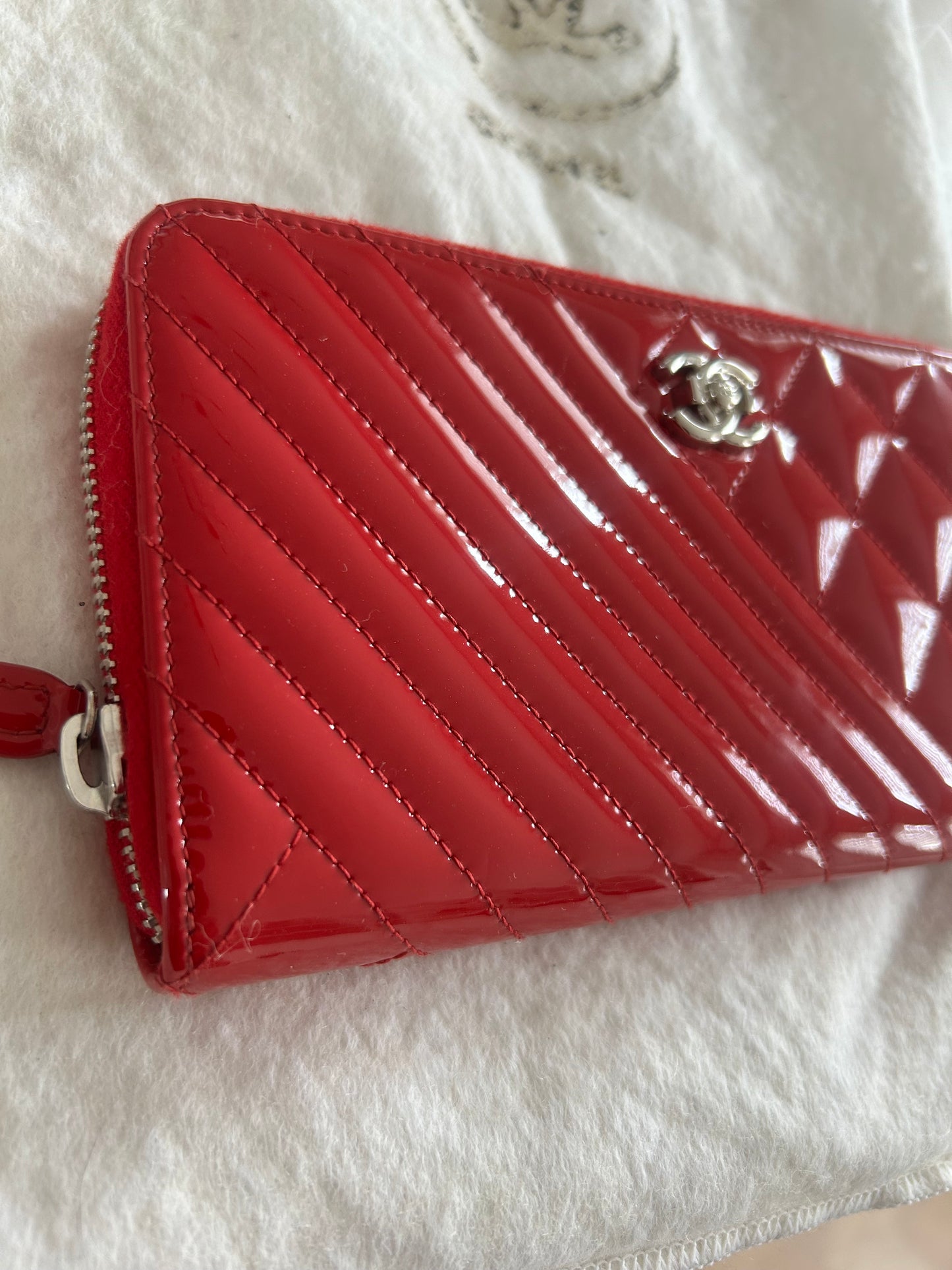 Chanel wallet