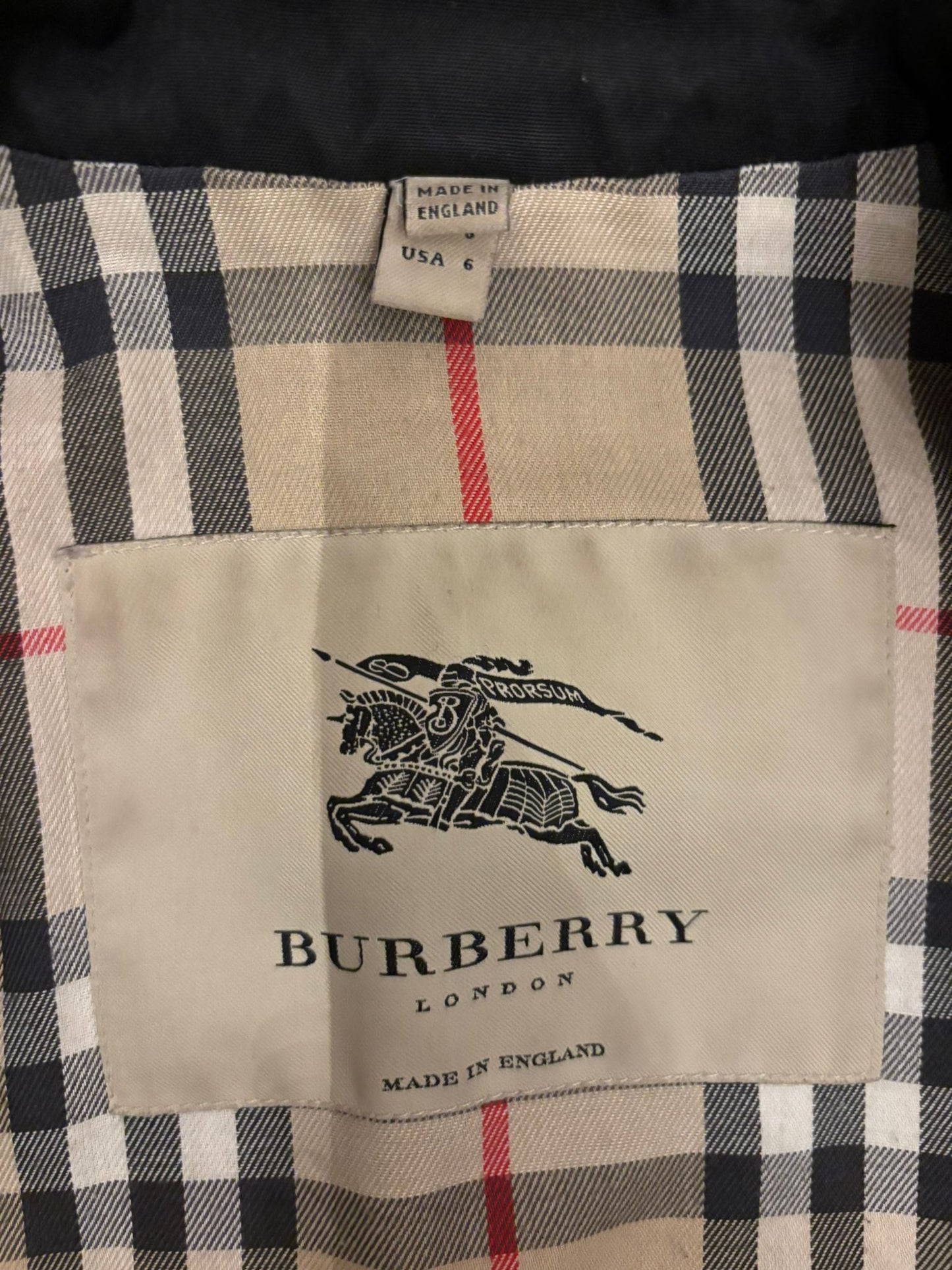 Burberry Trench 38