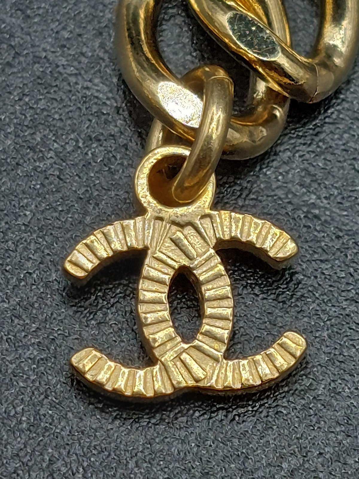 Collier à nouer Chanel