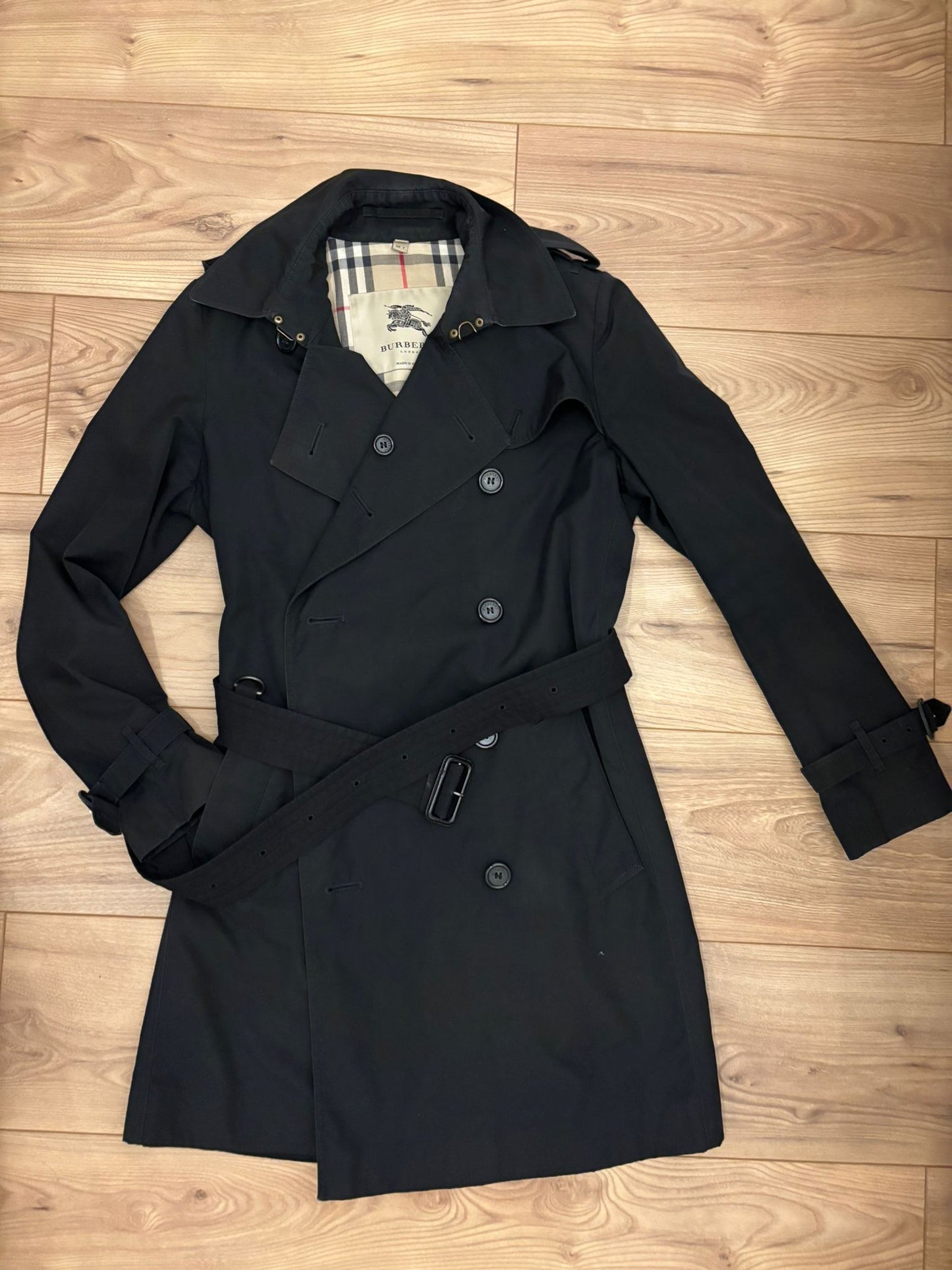 Burberry Trench 38