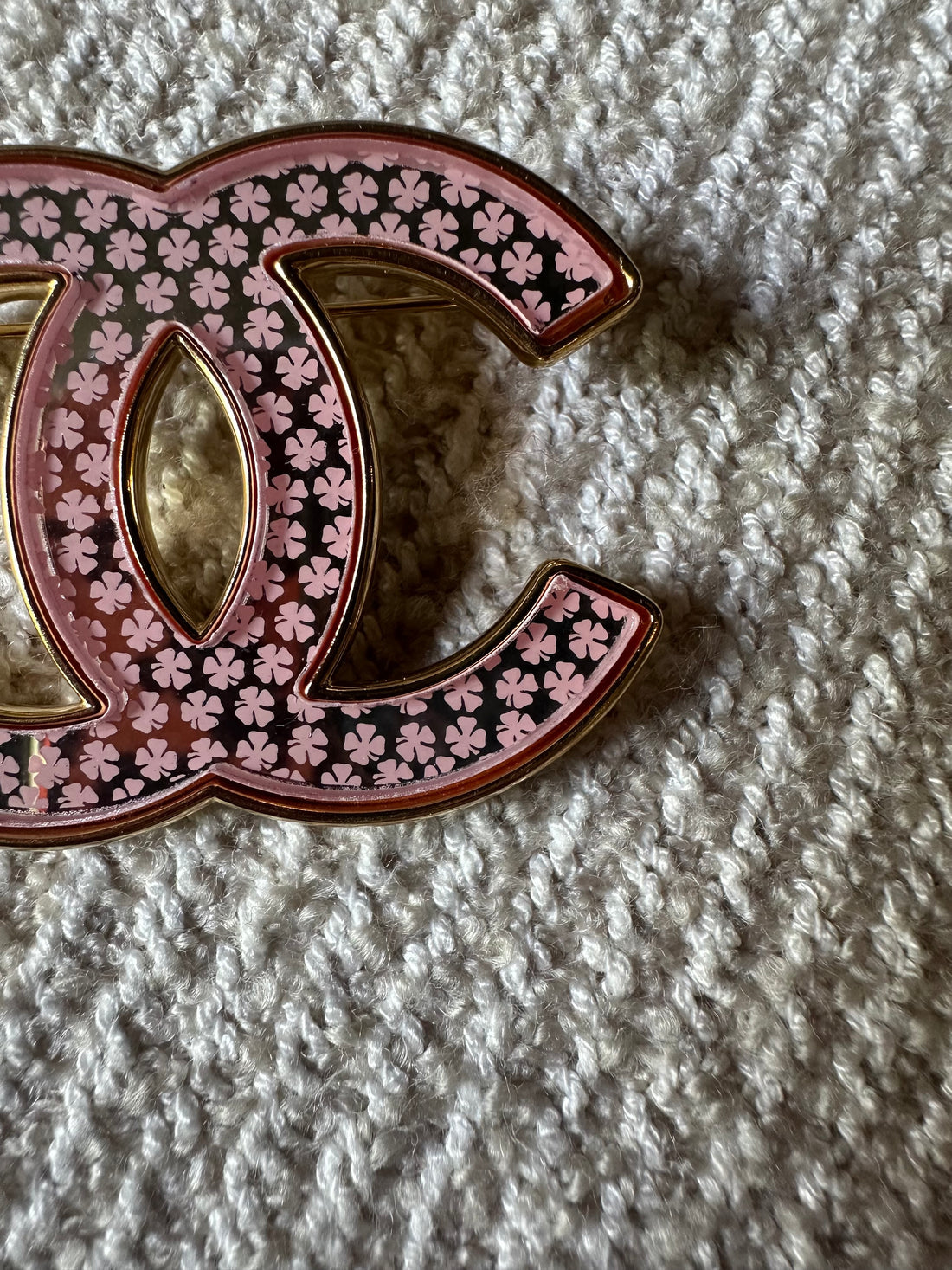 Broche Chanel