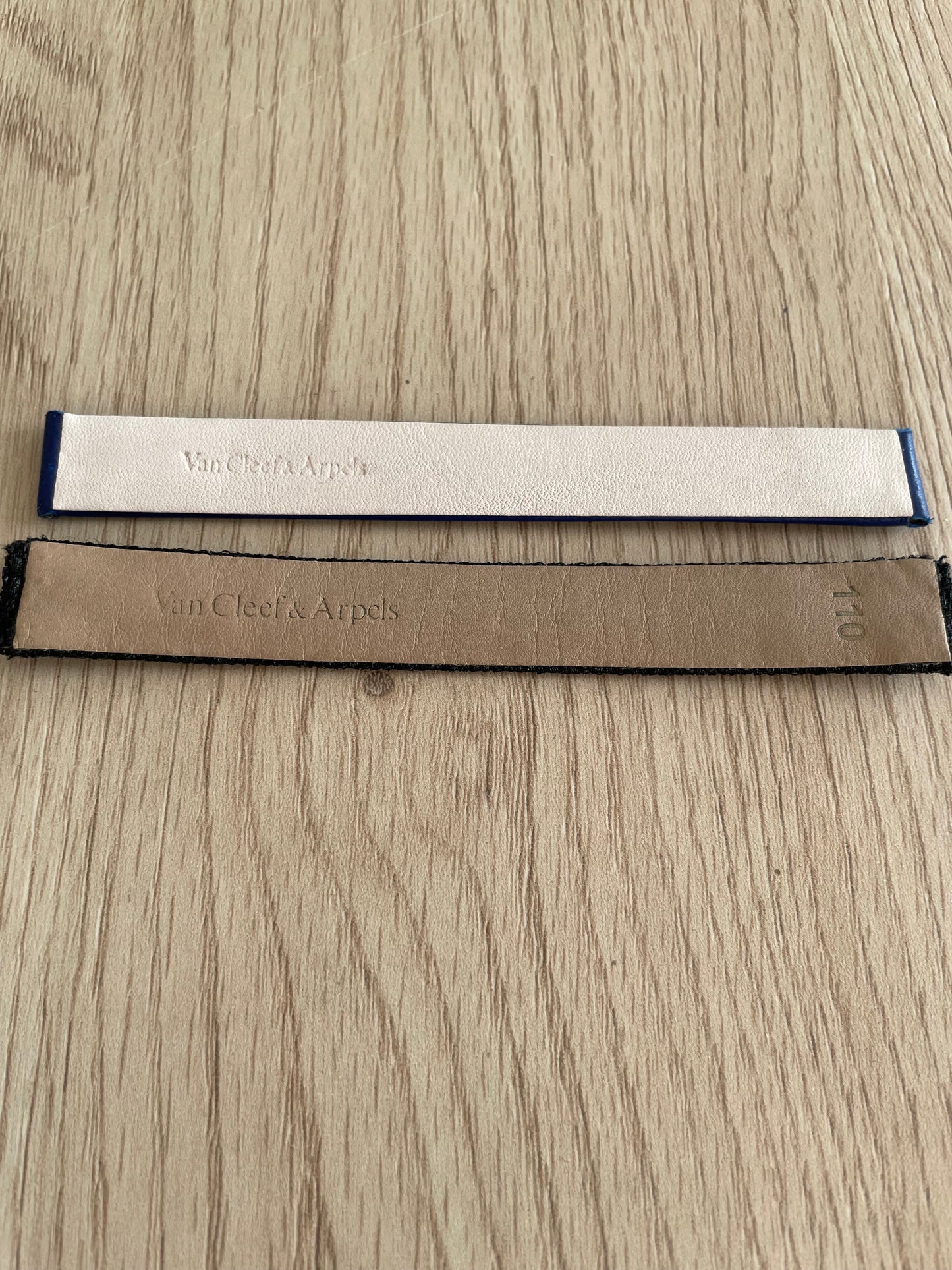 Set of 2 Van Cleef & Arpels watch straps