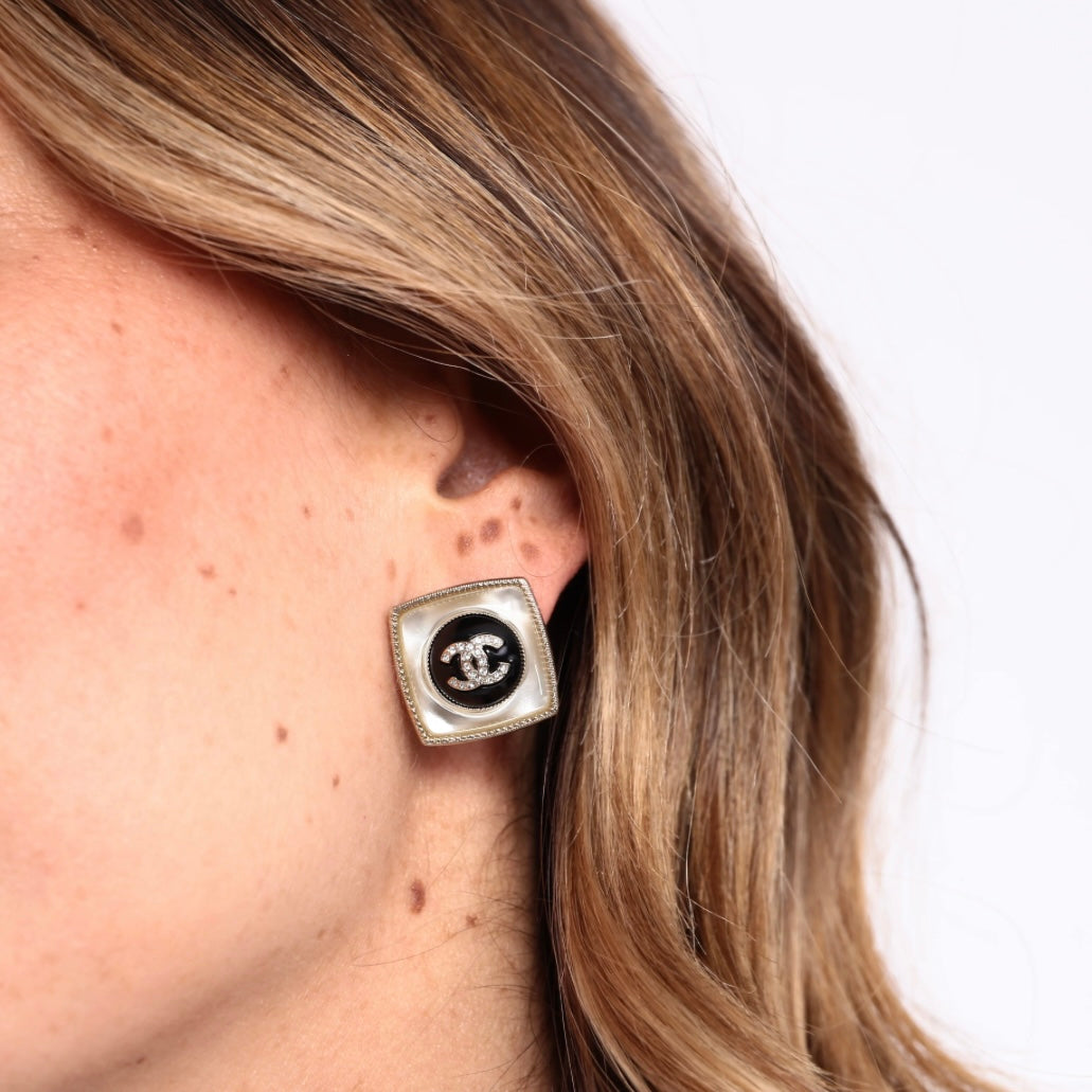 Boucles d’oreilles Chanel