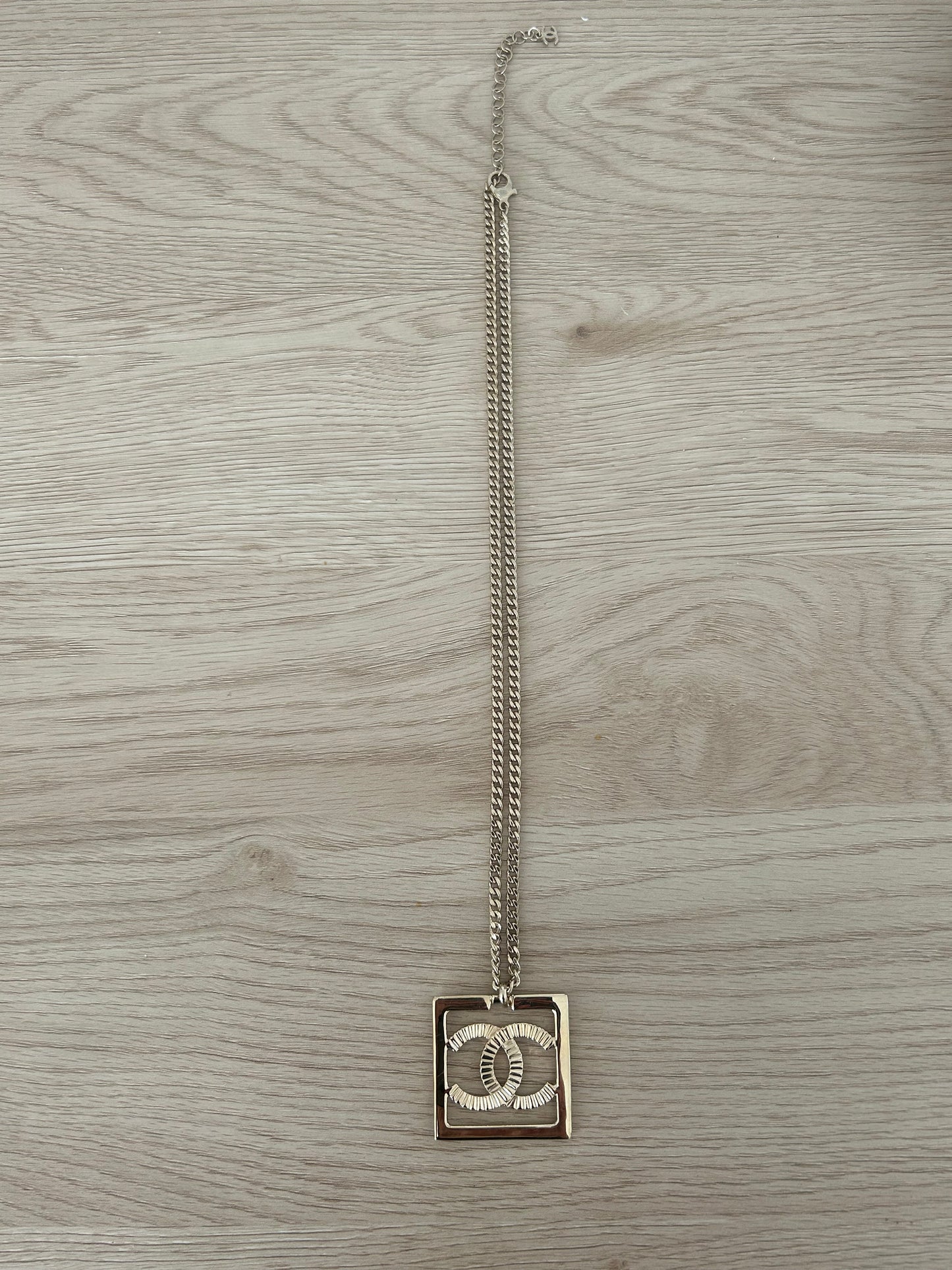 Collier Chanel