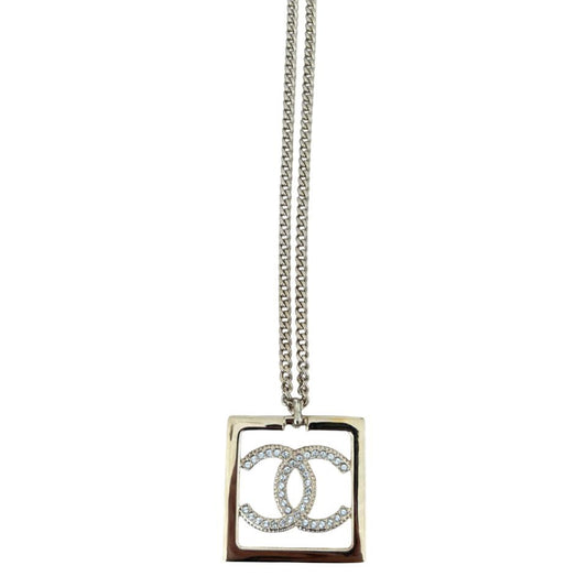 Collier Chanel