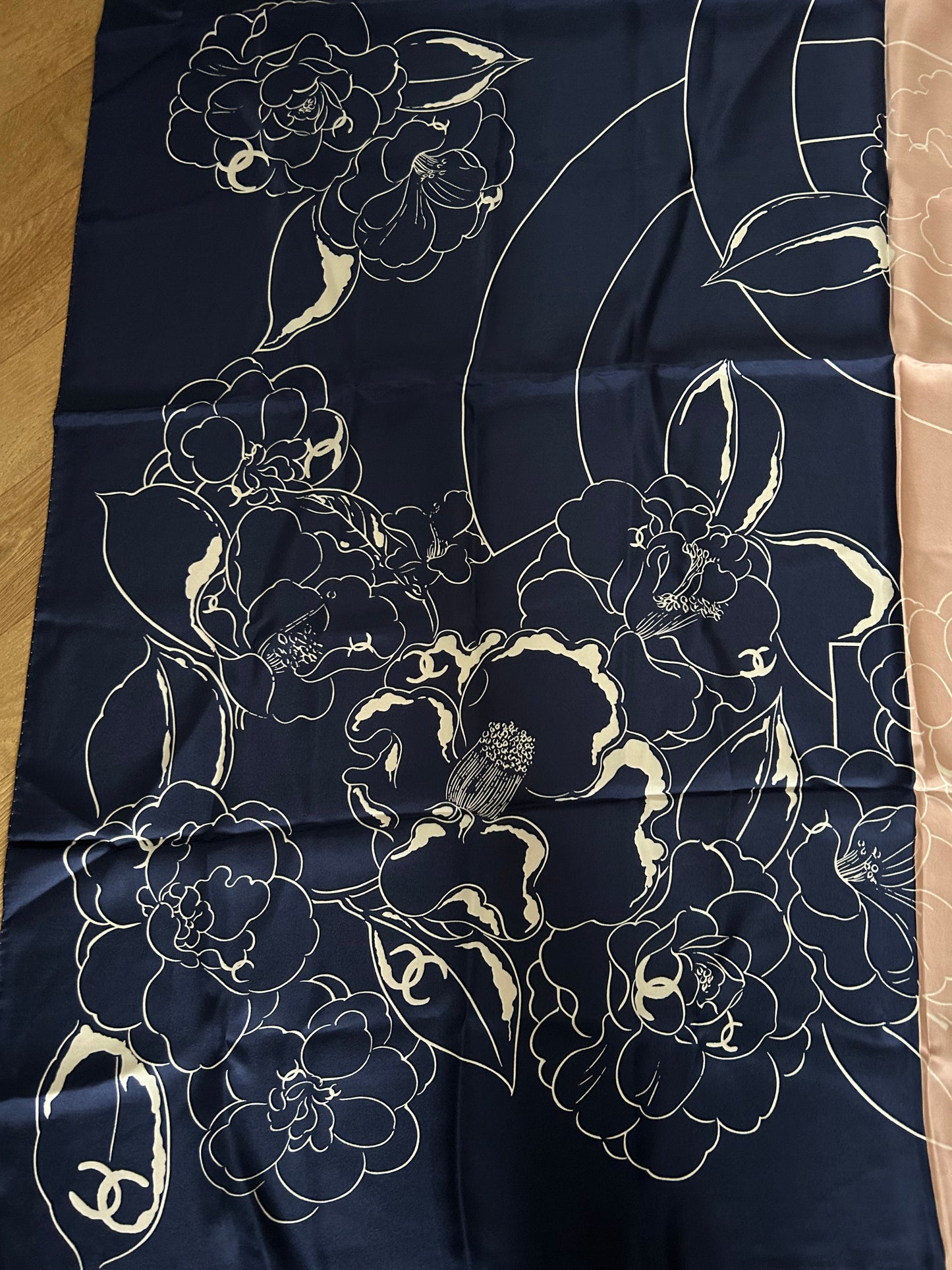 Carré soie XL 130cm Chanel