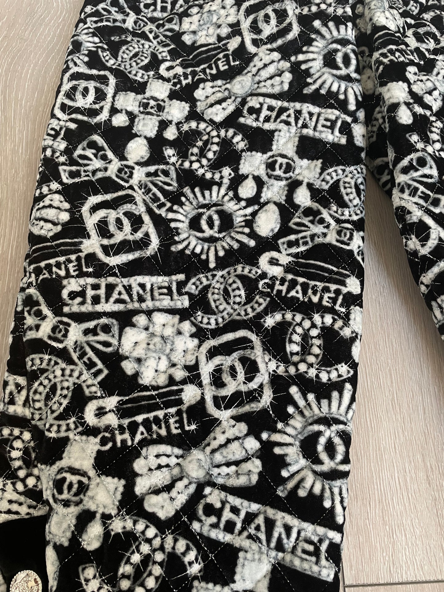 Pantalon carotte Chanel 34