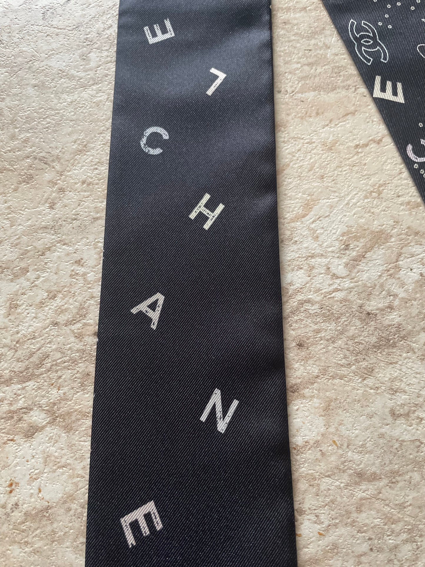 Bandeau twill Chanel