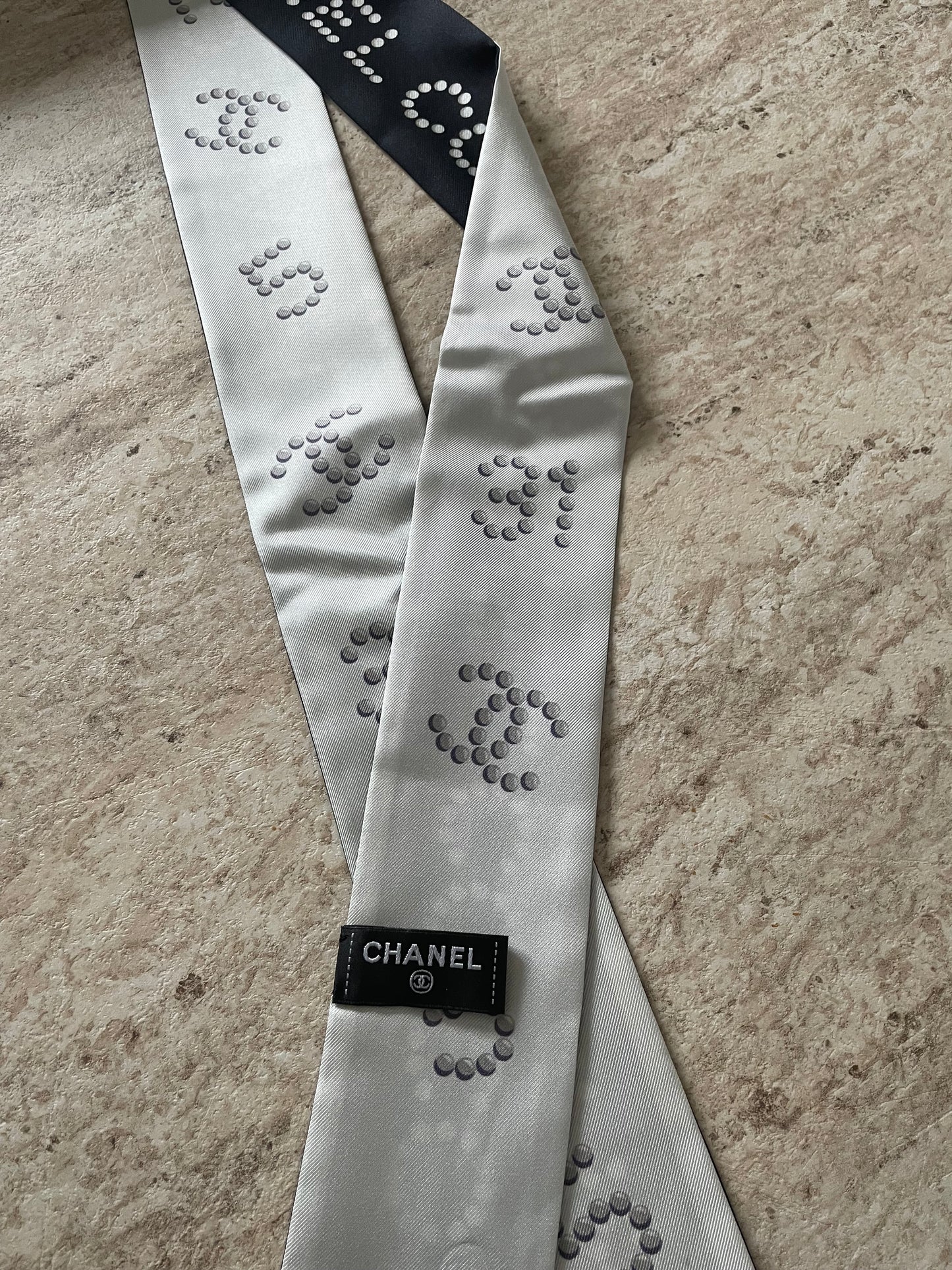 Bandeau twill Chanel