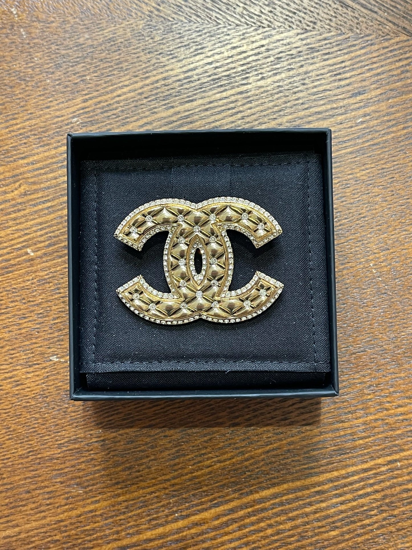 Broche Chanel