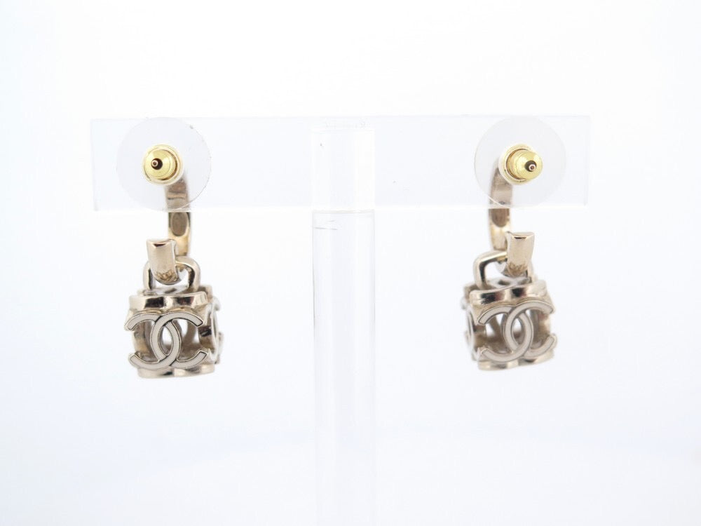 Boucles d’oreilles Chanel