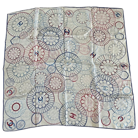 Carré en soie 90cm Chanel