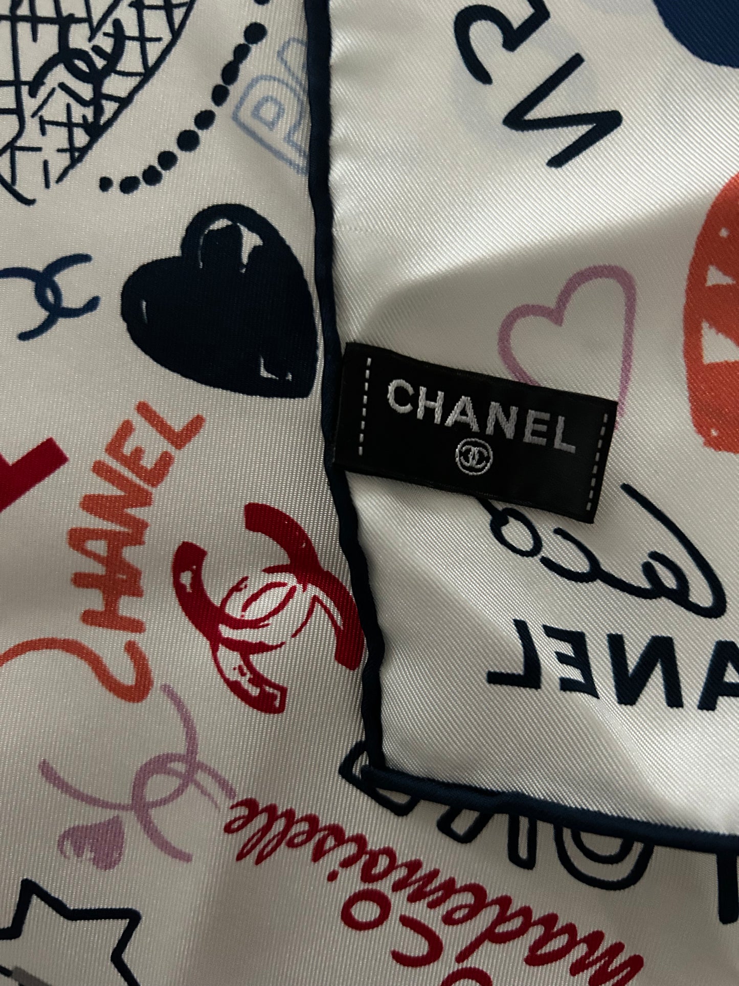 Carré en soie 90cm Chanel