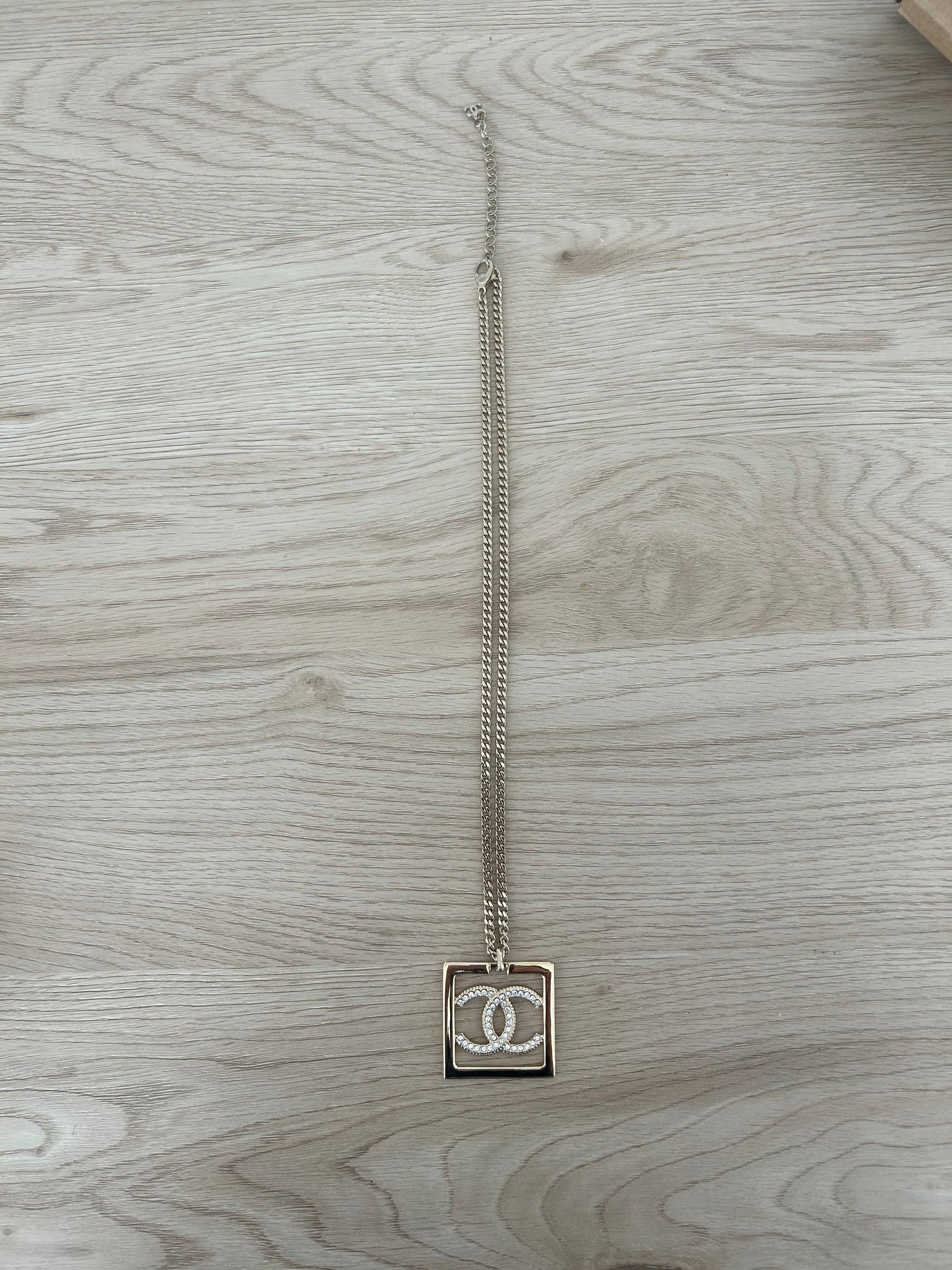 Collier Chanel
