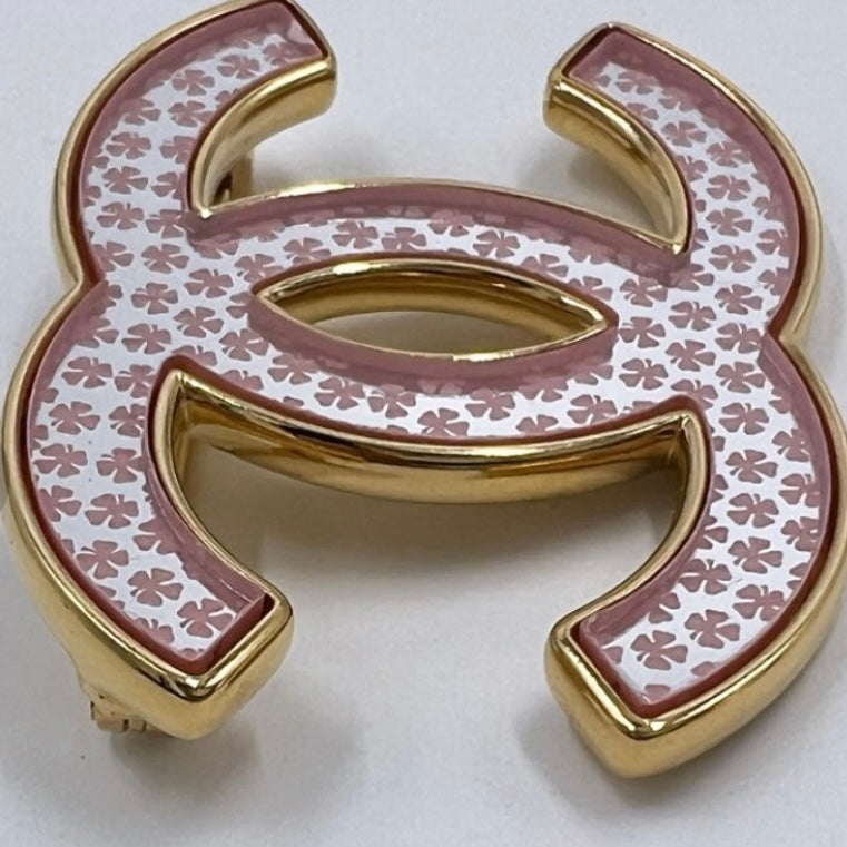 Broche Chanel