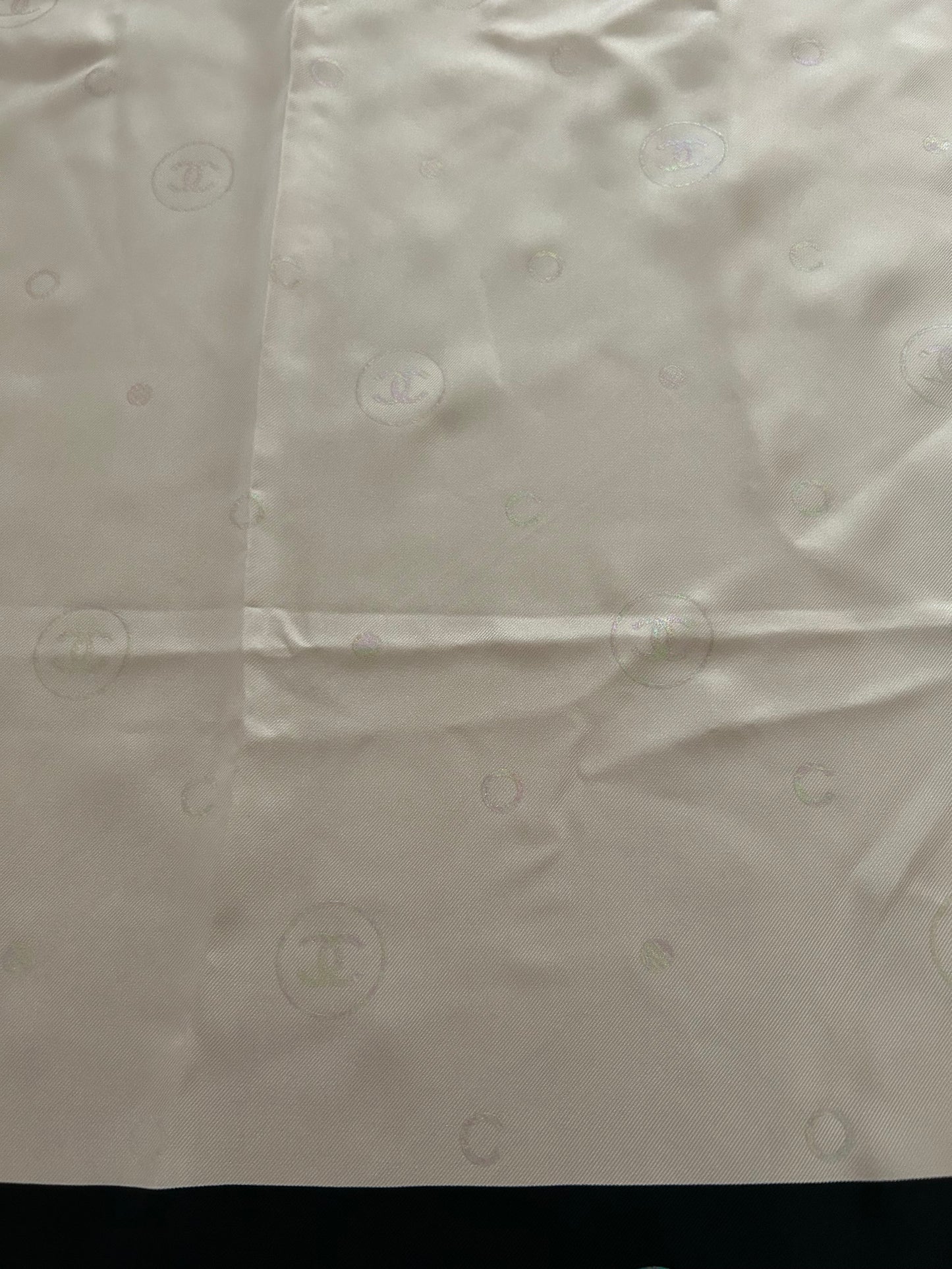 Carré en soie 90cm Chanel