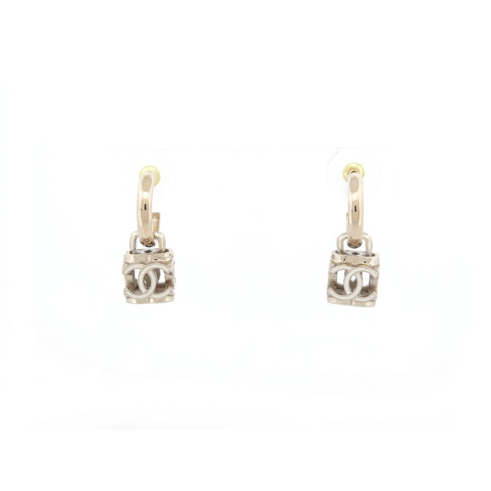 Boucles d’oreilles Chanel