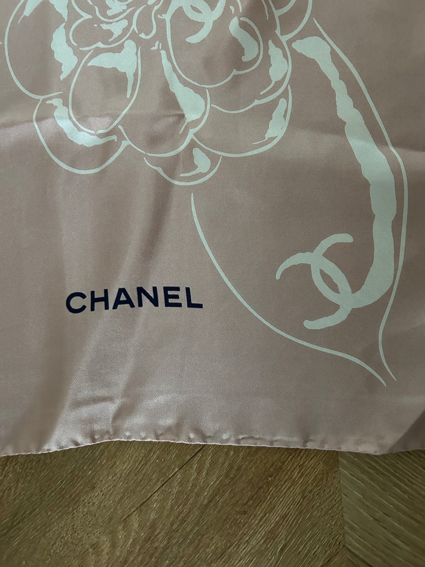 Carré soie XL 130cm Chanel