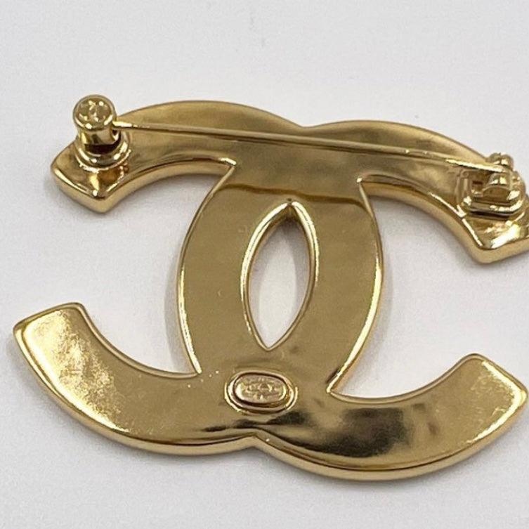 Broche Chanel