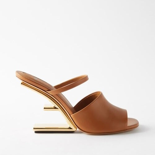 Mules Fendi First 38